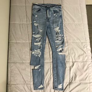 American Eagle ripped super hi-rise jegging